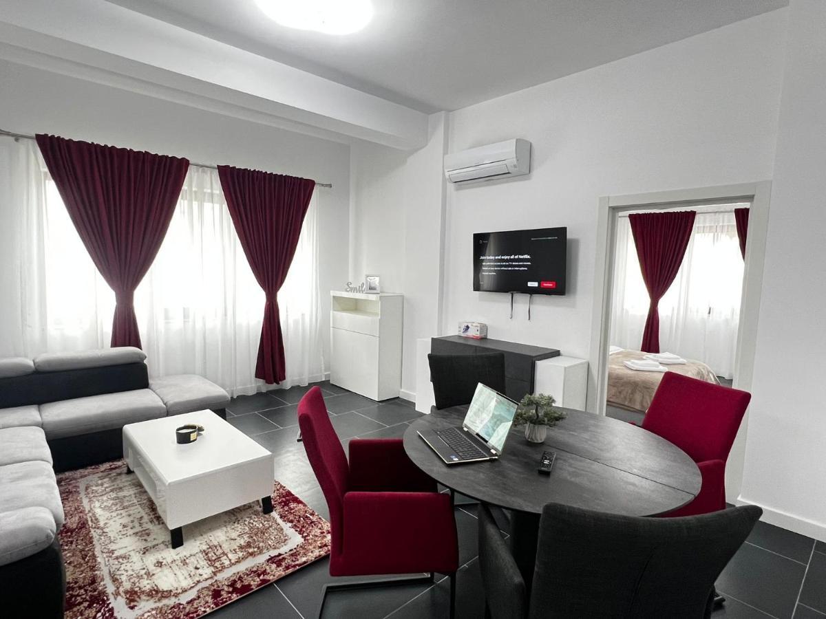 Luxury Cozy Apartments - City Center Suceava Eksteriør bilde