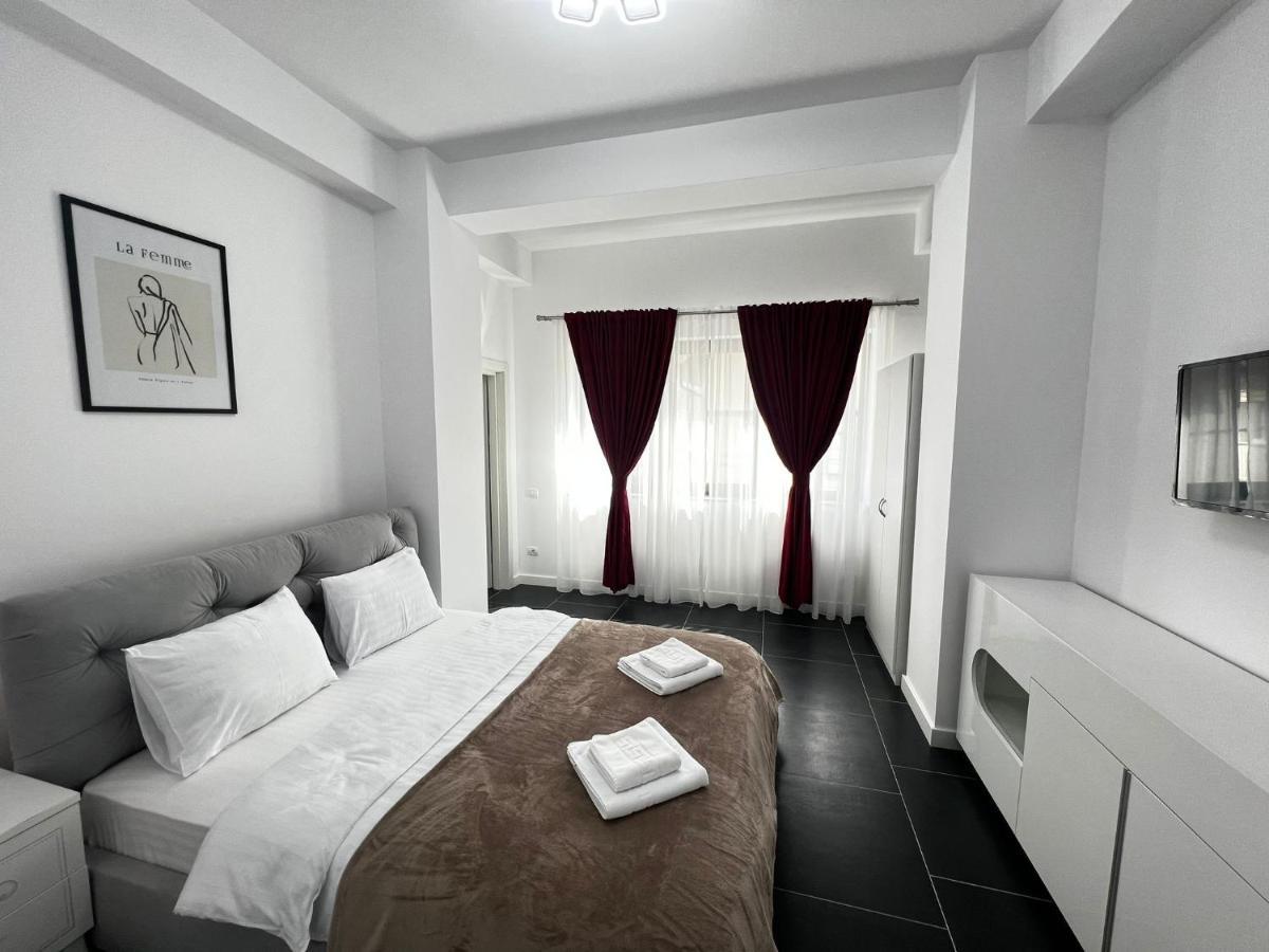 Luxury Cozy Apartments - City Center Suceava Eksteriør bilde