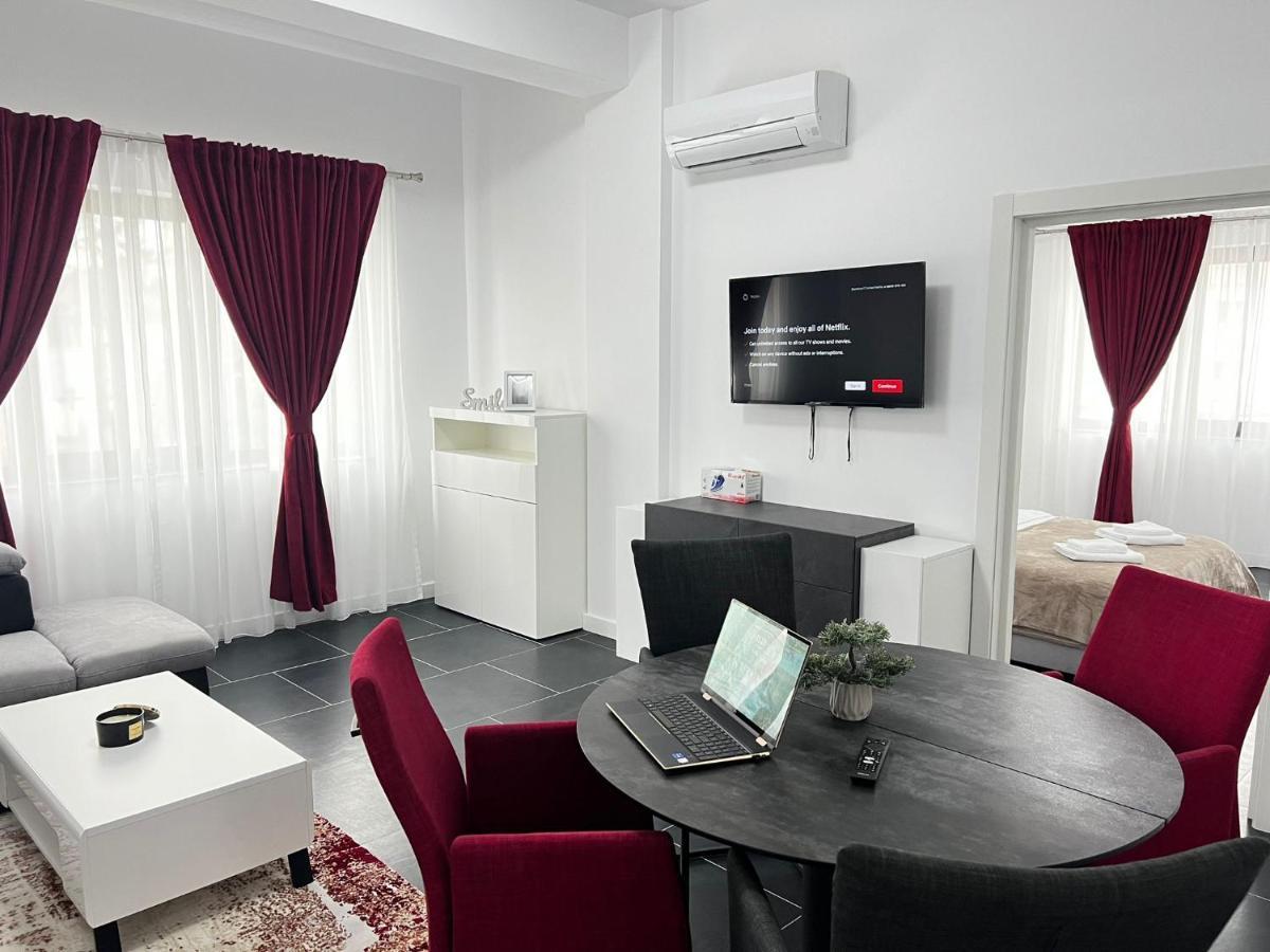 Luxury Cozy Apartments - City Center Suceava Eksteriør bilde
