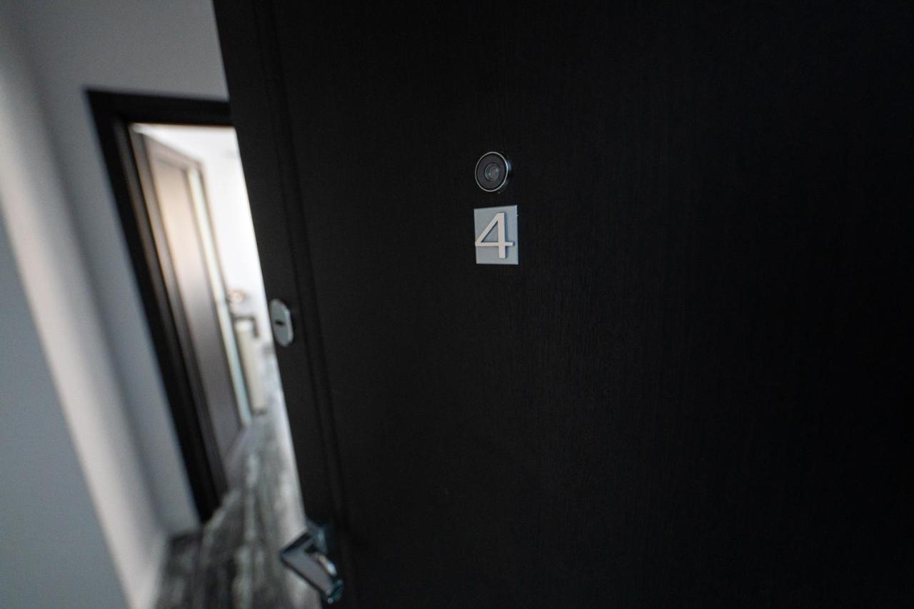 Luxury Cozy Apartments - City Center Suceava Eksteriør bilde