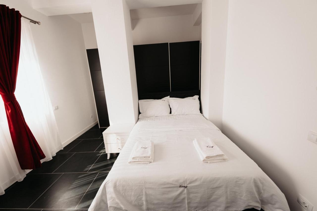 Luxury Cozy Apartments - City Center Suceava Eksteriør bilde
